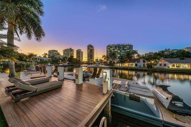 342 S Parkway, Golden Beach, FL 33160