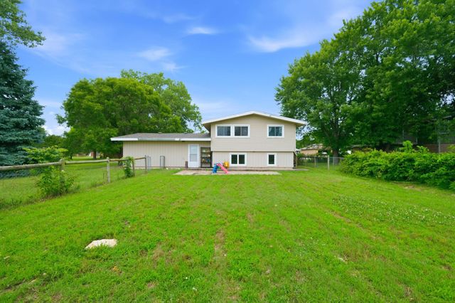 426 Village Rd, El Dorado, KS 67042