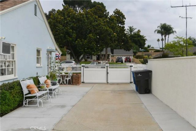 5554 Carson Road, Riverside, CA 92506