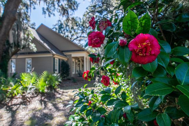 762 Wraggs Ferry Rd., Georgetown, SC 29440