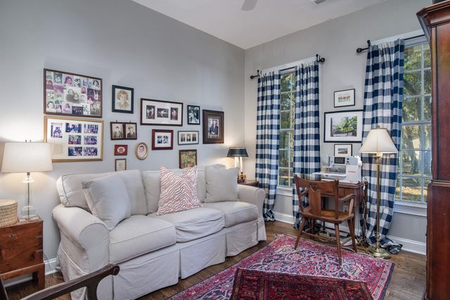 762 Wraggs Ferry Rd., Georgetown, SC 29440
