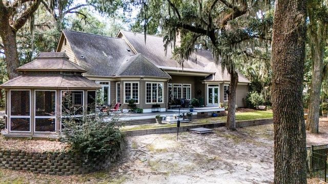 762 Wraggs Ferry Rd., Georgetown, SC 29440