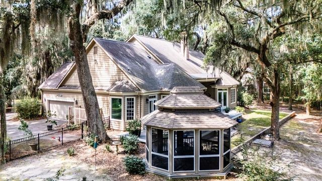 762 Wraggs Ferry Rd., Georgetown, SC 29440