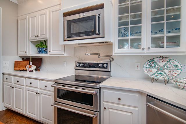 762 Wraggs Ferry Rd., Georgetown, SC 29440