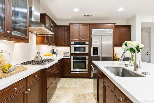 6095 Blue Dawn Trail, San Diego, CA 92130