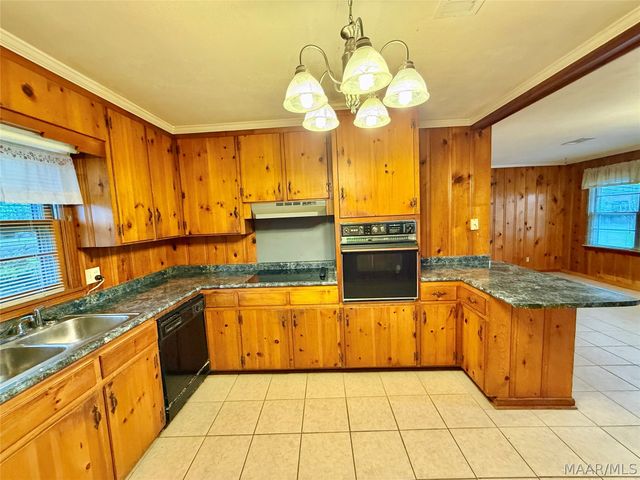 110 Bracelle Drive, Selma, AL 36701