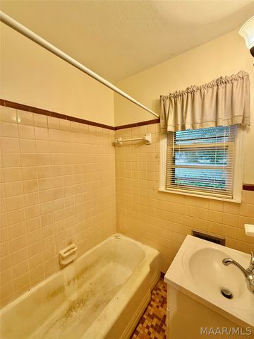 110 Bracelle Drive, Selma, AL 36701