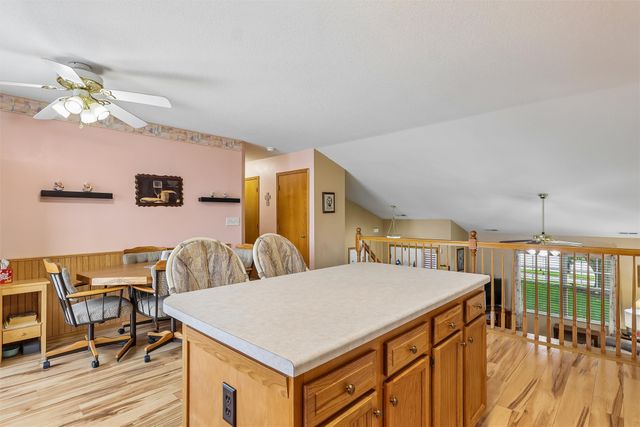 430 NE 60th Street, Pleasant Hill, IA 50327