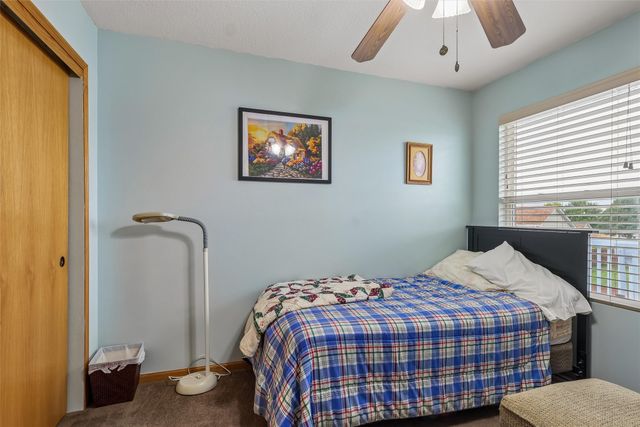 430 NE 60th Street, Pleasant Hill, IA 50327