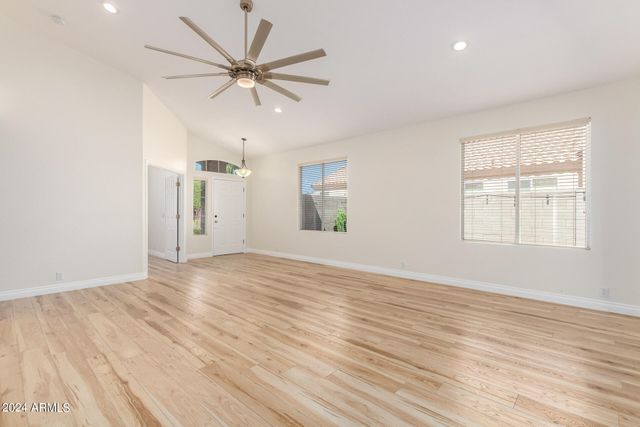 7251 E LOMITA Avenue, Mesa, AZ 85209