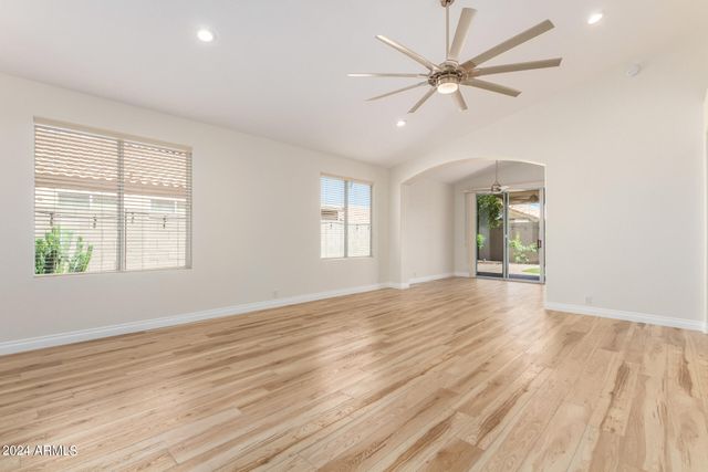 7251 E LOMITA Avenue, Mesa, AZ 85209