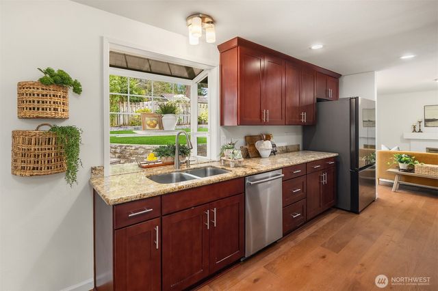 16708 NE 91st Place, Redmond, WA 98052