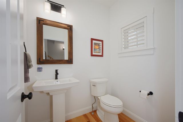 12 Summit Circle, Newmarket, NH 03857