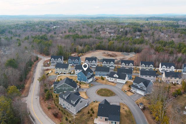 12 Summit Circle, Newmarket, NH 03857