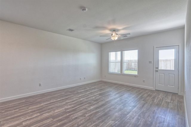 3918 Windy Whisper Drive, Brookshire, TX 77423