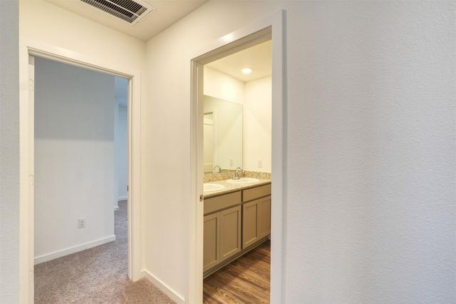 3918 Windy Whisper Drive, Brookshire, TX 77423