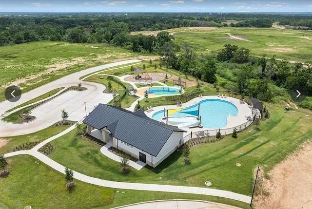 3918 Windy Whisper Drive, Brookshire, TX 77423