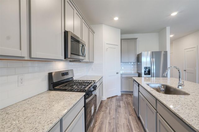 3918 Windy Whisper Drive, Brookshire, TX 77423