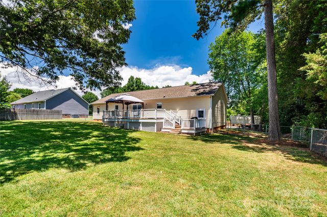 1082 Perth Road, Troutman, NC 28166