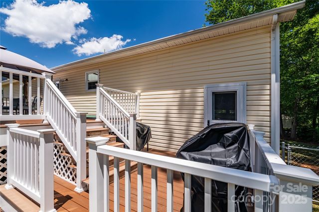 1082 Perth Road, Troutman, NC 28166