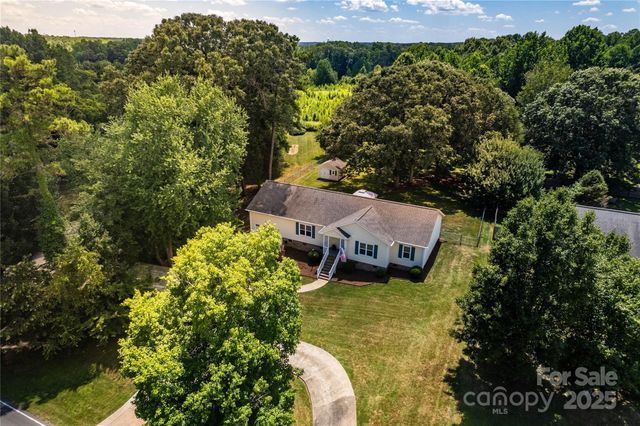 1082 Perth Road, Troutman, NC 28166