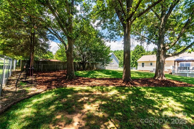 1082 Perth Road, Troutman, NC 28166