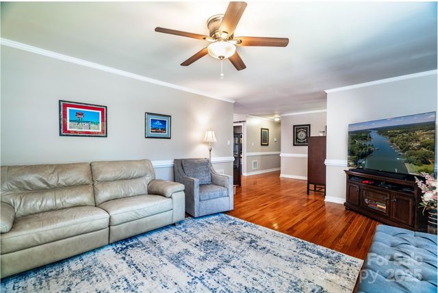 1082 Perth Road, Troutman, NC 28166