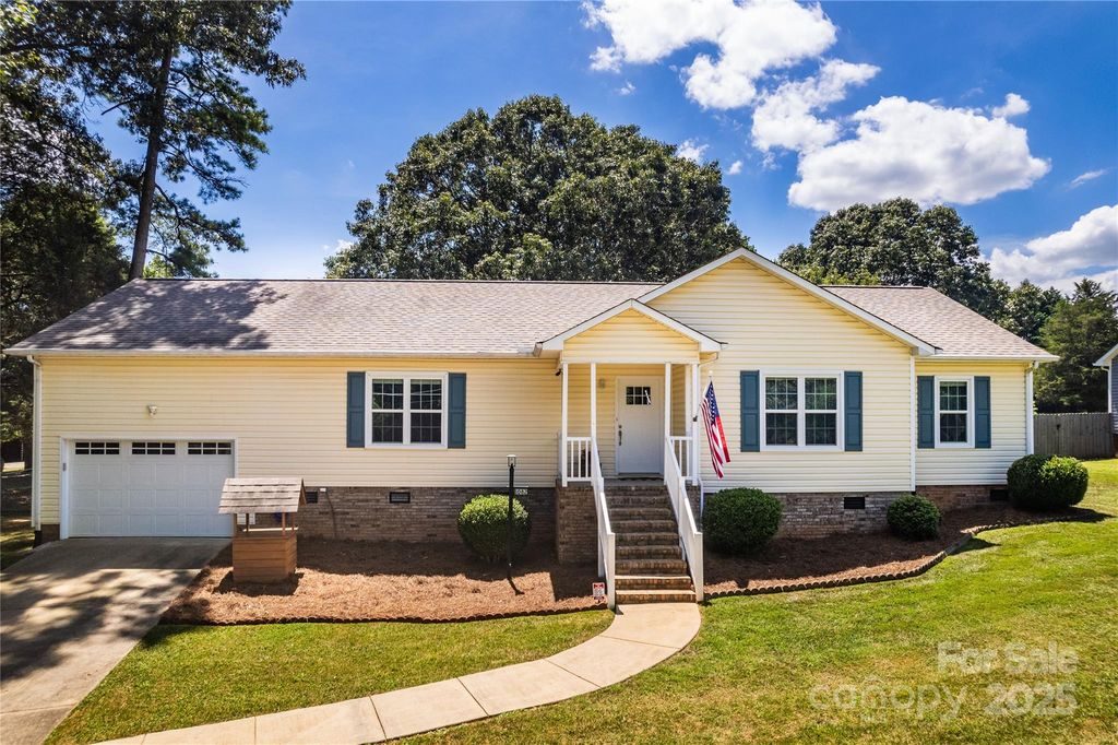 1082 Perth Road, Troutman, NC 28166