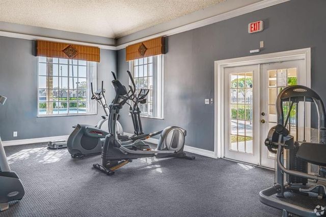 1068 N BENOIST FARMS Road 302, West Palm Beach, FL 33411