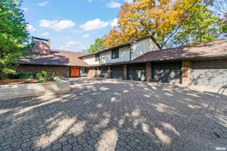 3250 W WESTPORT Road, Peoria, IL 61615