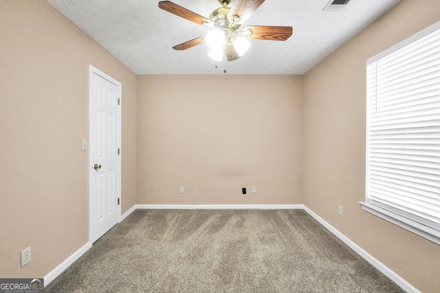 130 Nicki Court, Hampton, GA 30228