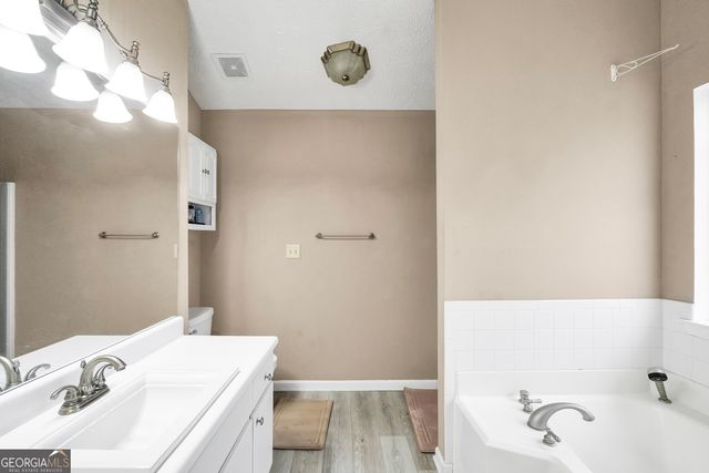 130 Nicki Court, Hampton, GA 30228