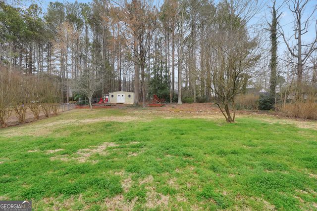 130 Nicki Court, Hampton, GA 30228