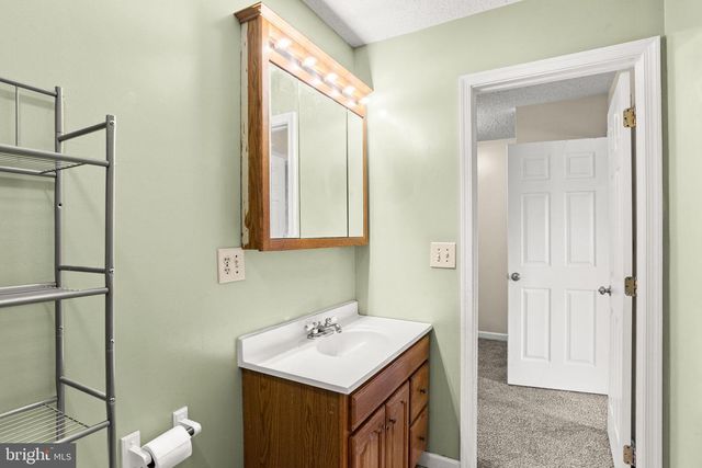 757 N 3RD AVE, Lebanon, PA 17046