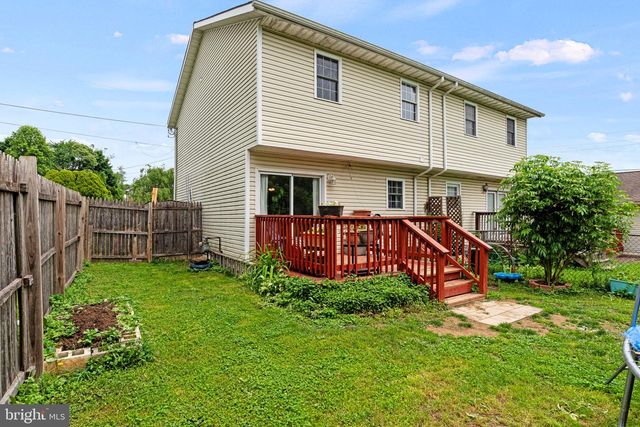 757 N 3RD AVE, Lebanon, PA 17046