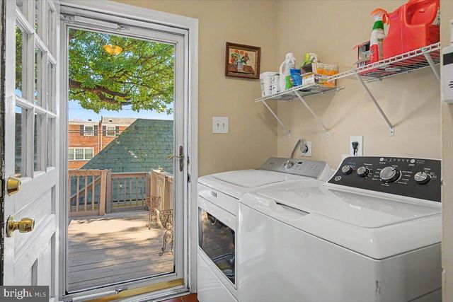 700 BLACKSHIRE RD, Wilmington, DE 19805