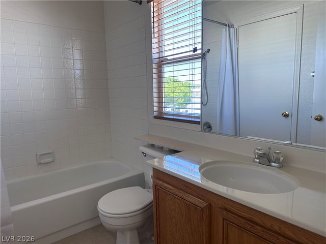 920 Golden Hawk Way, Las Vegas, NV 89108