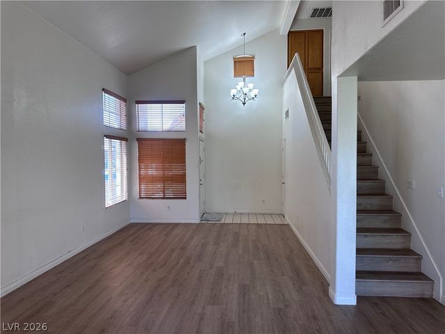 920 Golden Hawk Way, Las Vegas, NV 89108