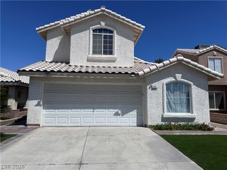 920 Golden Hawk Way, Las Vegas, NV 89108