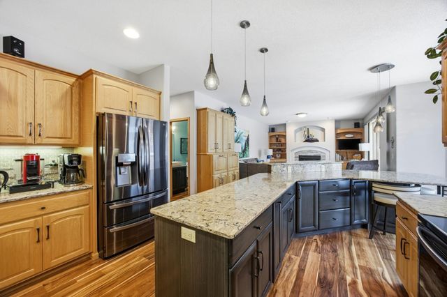 2518 Parkview Drive S, Fargo, ND 58103