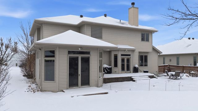 2518 Parkview Drive S, Fargo, ND 58103