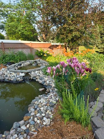 2518 Parkview Drive S, Fargo, ND 58103