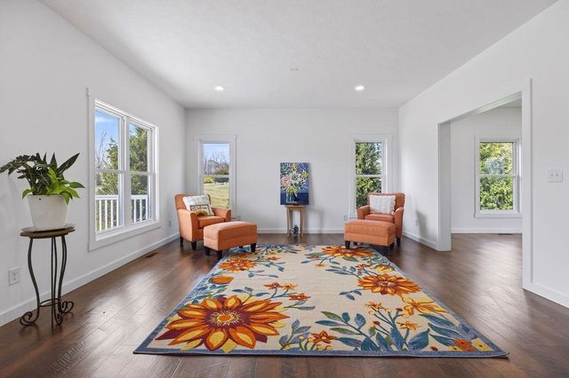 63 VICTORIA DR, Fishersville, VA 22939