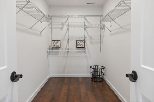 63 VICTORIA DR, Fishersville, VA 22939