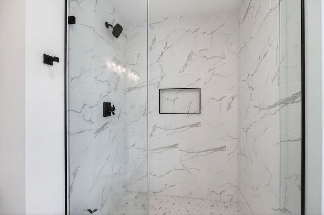 63 VICTORIA DR, Fishersville, VA 22939