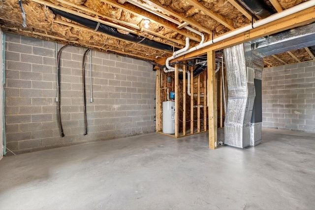 63 VICTORIA DR, Fishersville, VA 22939