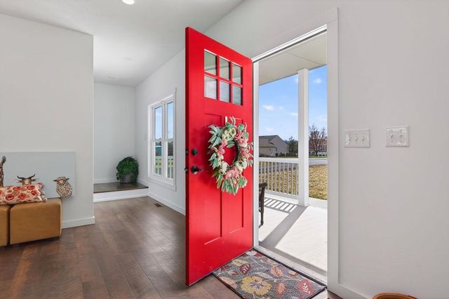 63 VICTORIA DR, Fishersville, VA 22939