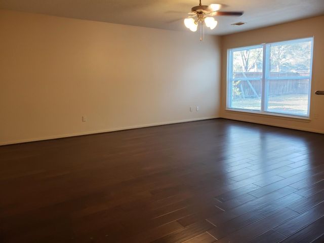 7223 Yardley Drive, Katy, TX 77494