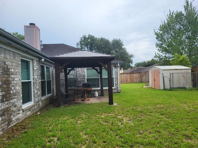 7223 Yardley Drive, Katy, TX 77494