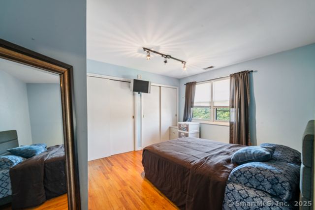 241 White Birch Drive, Waterbury, CT 06708